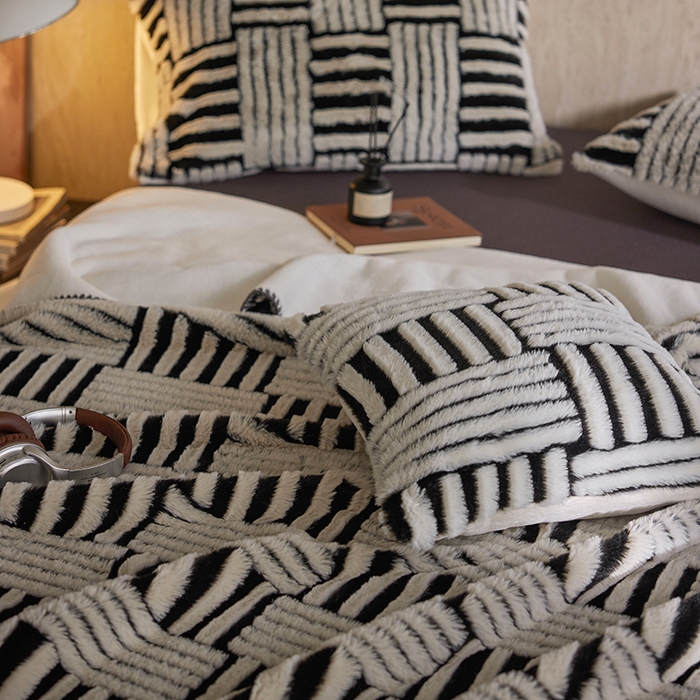 91家纺网 家纺一手货源 找家纺 宜代光年 2025新款云貂绒色织提花双层毯-场景一 素影织梦-白