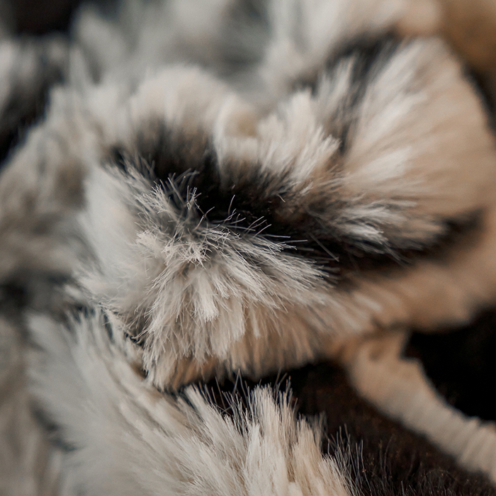 91家纺网 家纺一手货源 找家纺 宜代光年 2025新款云貂绒色织提花双层毯-场景二 素影织梦-白