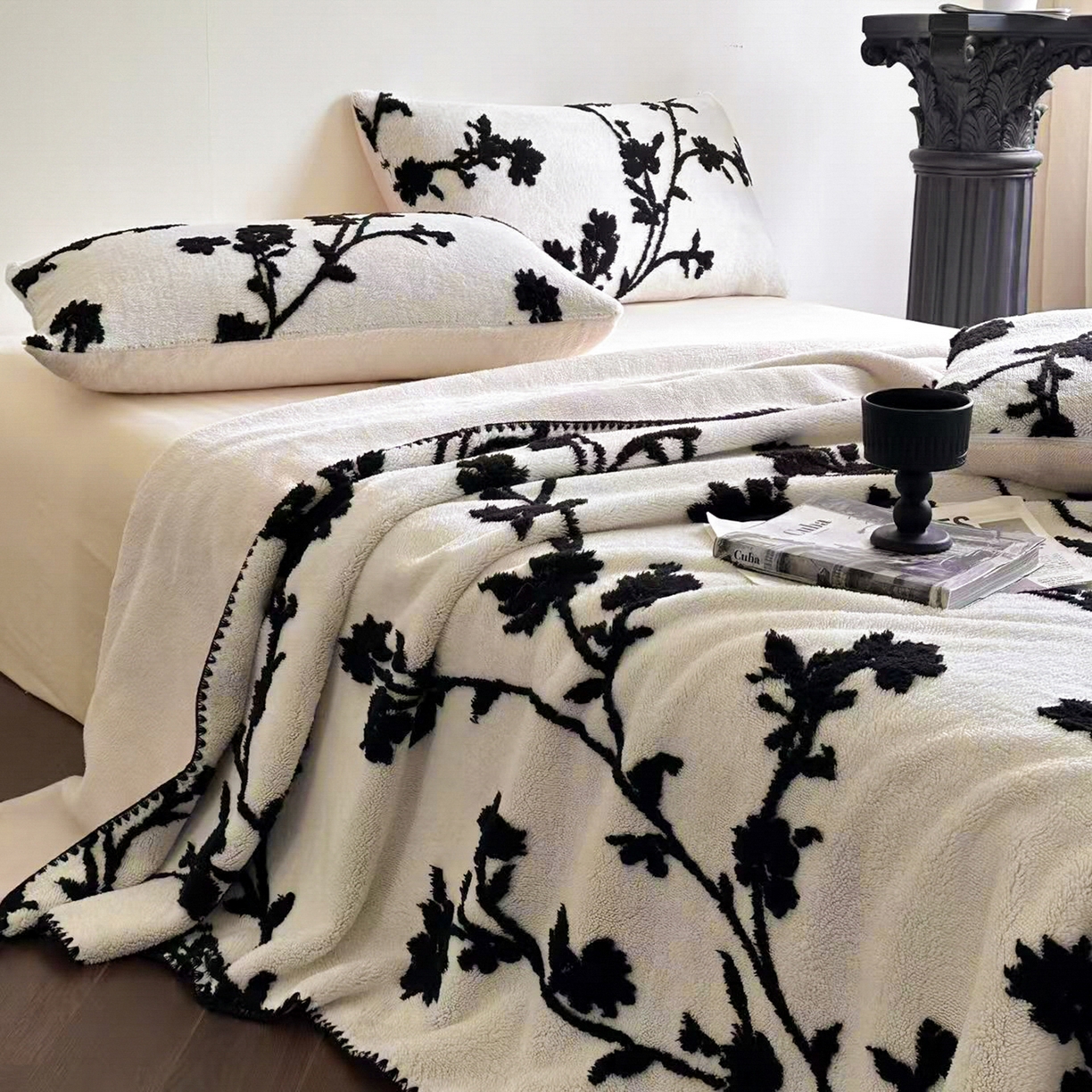 宜代光年 2025新款阳离子大提花复合绒毯子毛毯 墨枝花叙