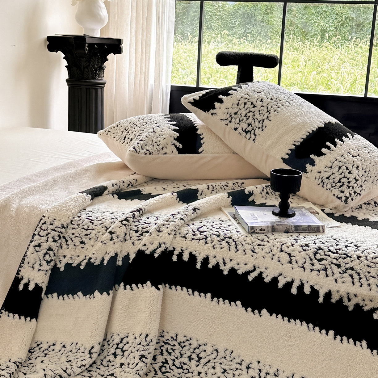 91家纺网 家纺一手货源 找家纺 宜代光年 2025新款阳离子大提花复合绒毯子毛毯 织纹逸境