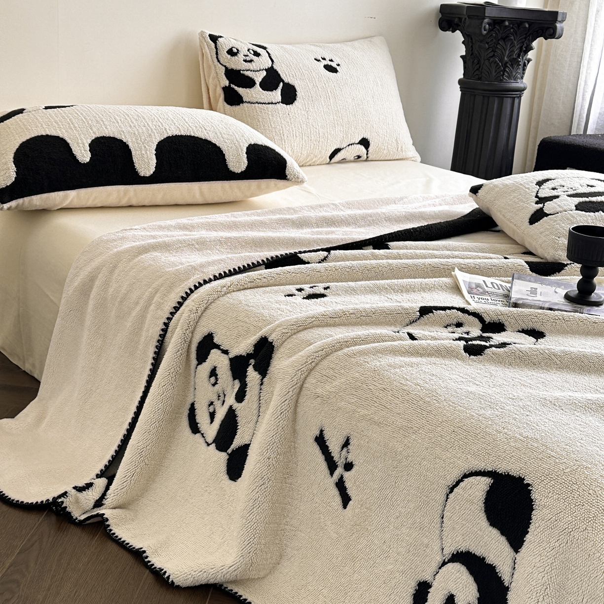 宜代光年 2025新款阳离子大提花复合绒毯子毛毯 熊猫趣梦