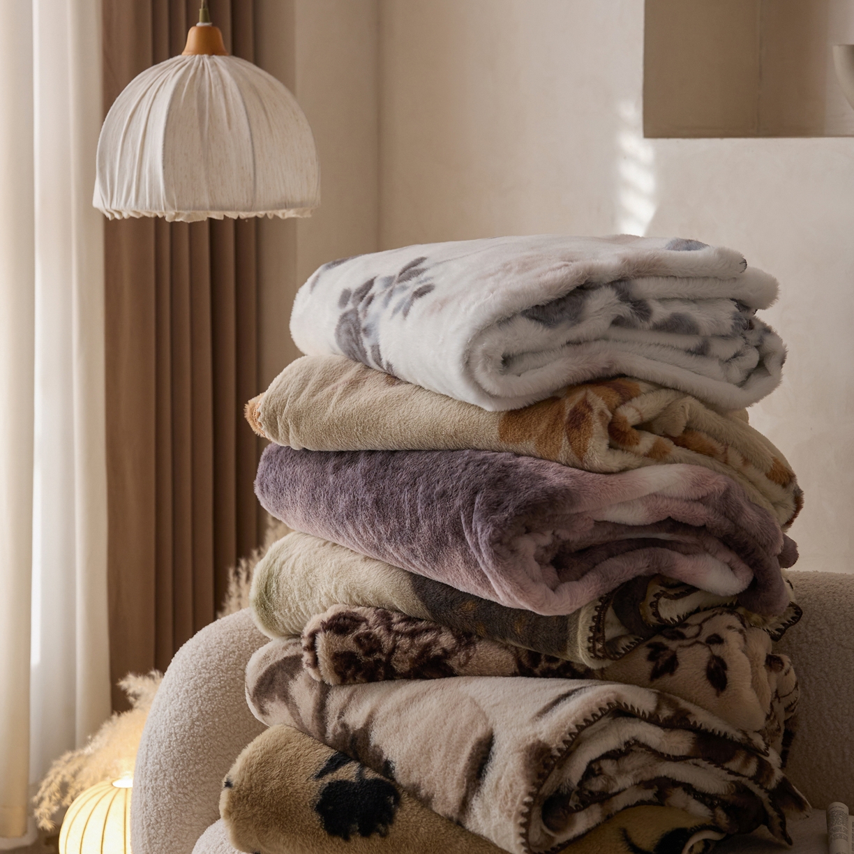 91家纺网 家纺一手货源 找家纺 宜代光年 2025新款小米貂印花复合绒毯毯子-系列一 组合