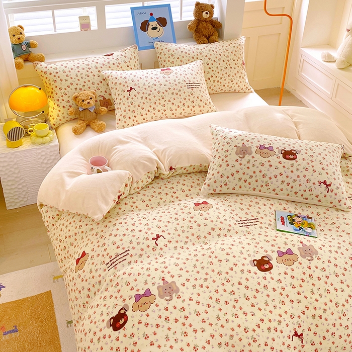 91家纺网 家纺一手货源 找家纺 （总）YYDS网供  2025新款ins风牛奶绒四件套萌趣卡通三件套花卉单被套秋冬软fufu防静电