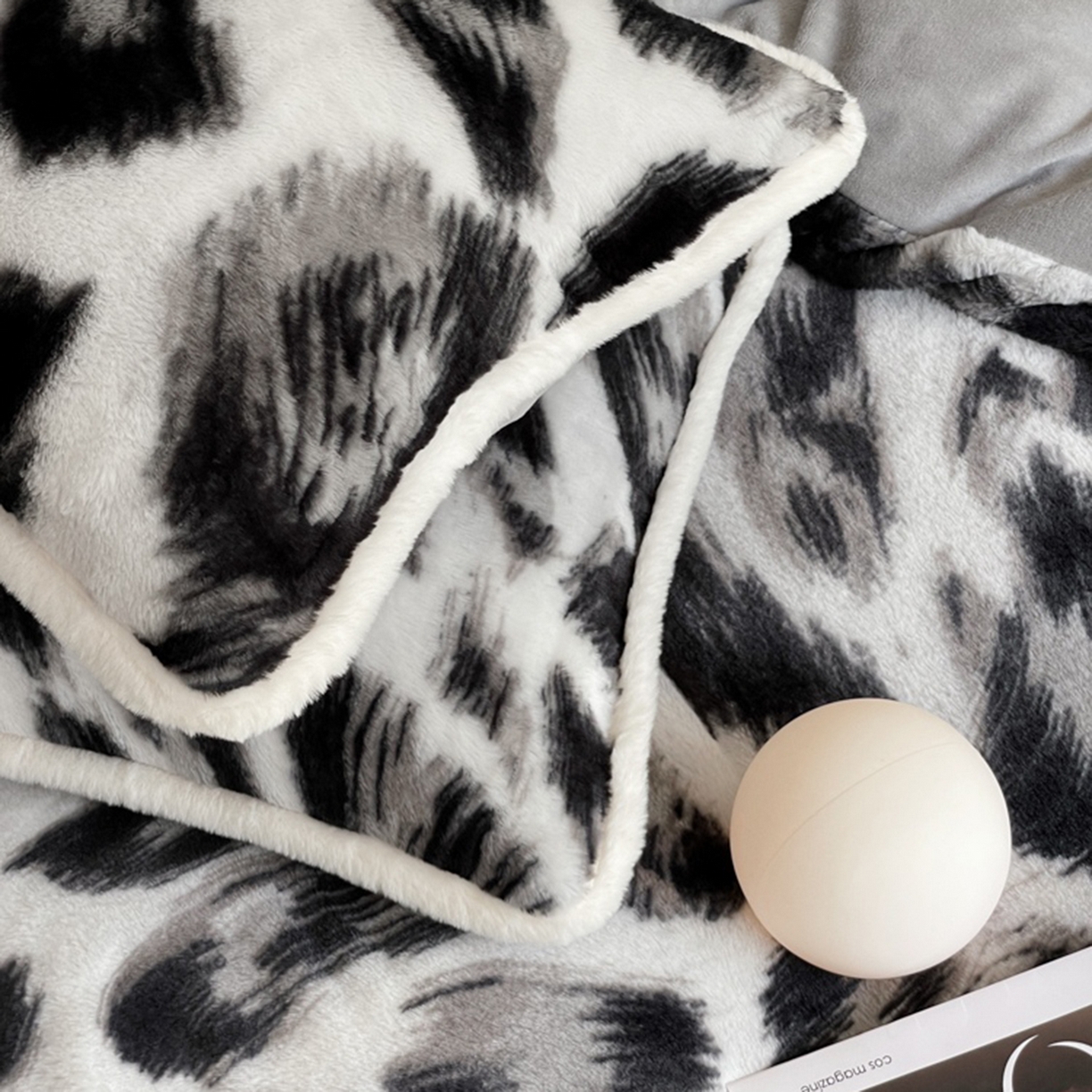 91家纺网 家纺一手货源 找家纺 （总）宜代光年 2025新款小米貂兔绒印花牛奶绒保暖四件套