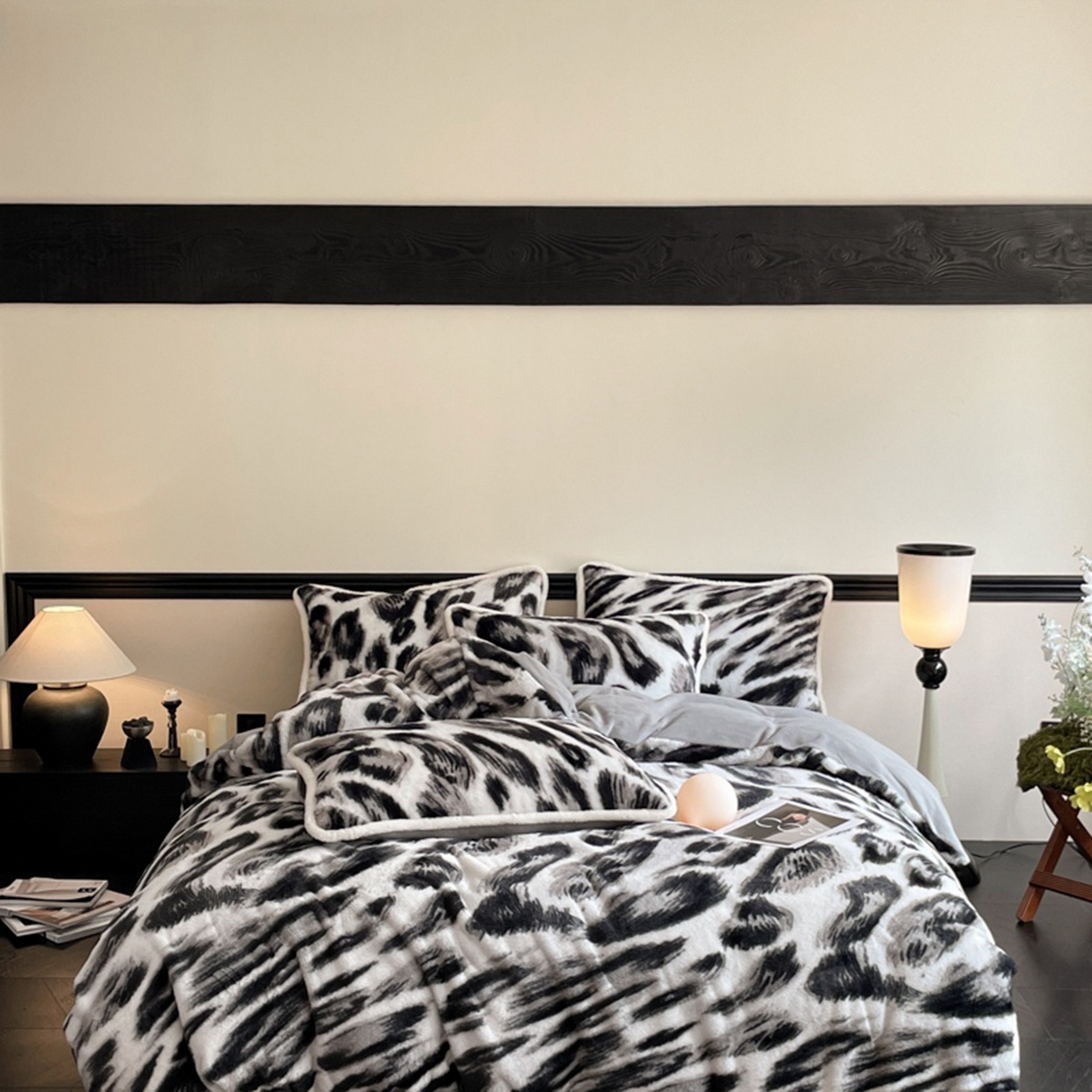 91家纺网 家纺一手货源 找家纺 （总）宜代光年 2025新款小米貂兔绒印花牛奶绒保暖四件套