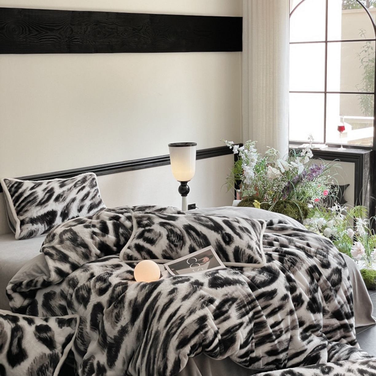 91家纺网 家纺一手货源 找家纺 （总）宜代光年 2025新款小米貂兔绒印花牛奶绒保暖四件套