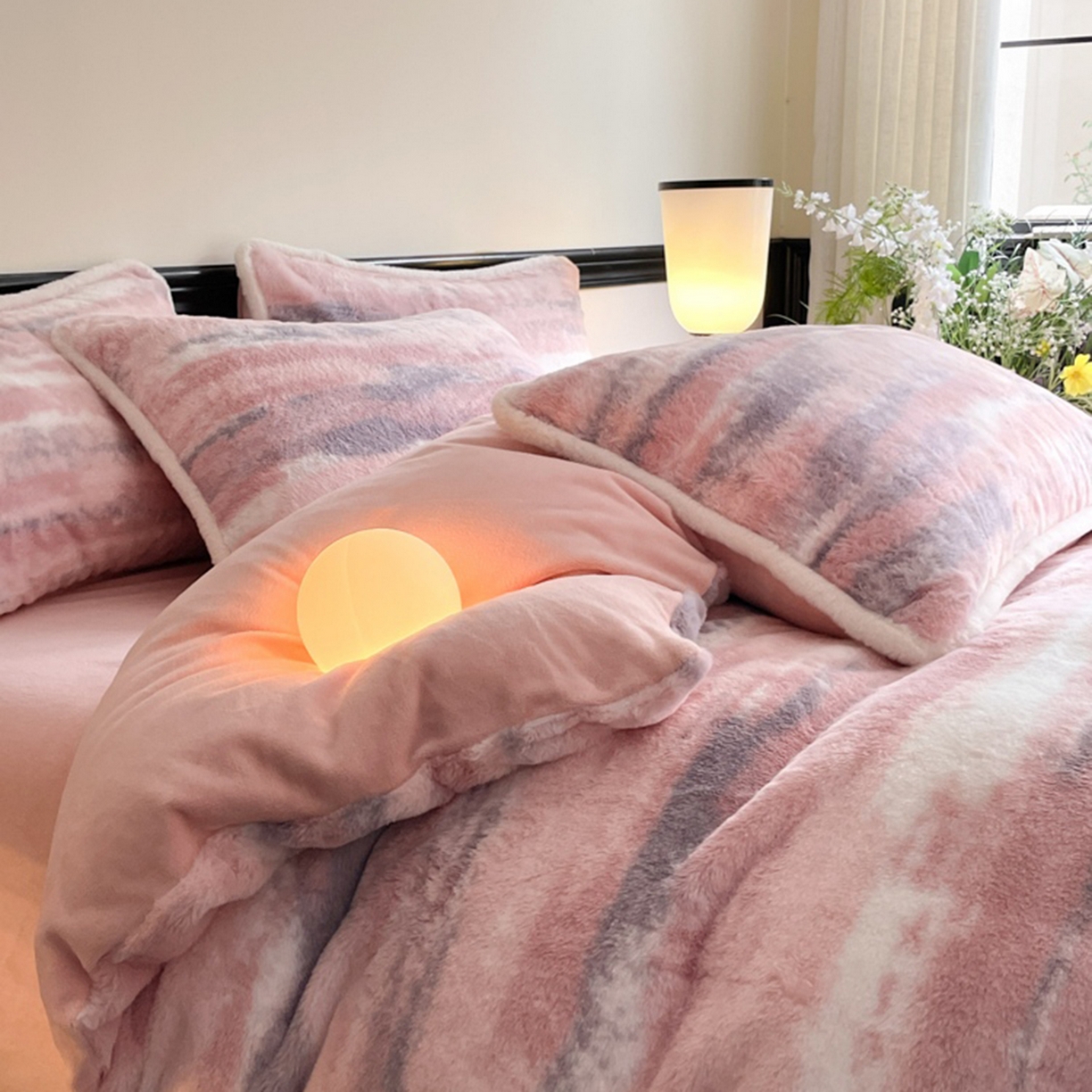 91家纺网 家纺一手货源 找家纺 宜代光年 2025新款小米貂兔绒印花牛奶绒保暖四件套 彩云追月