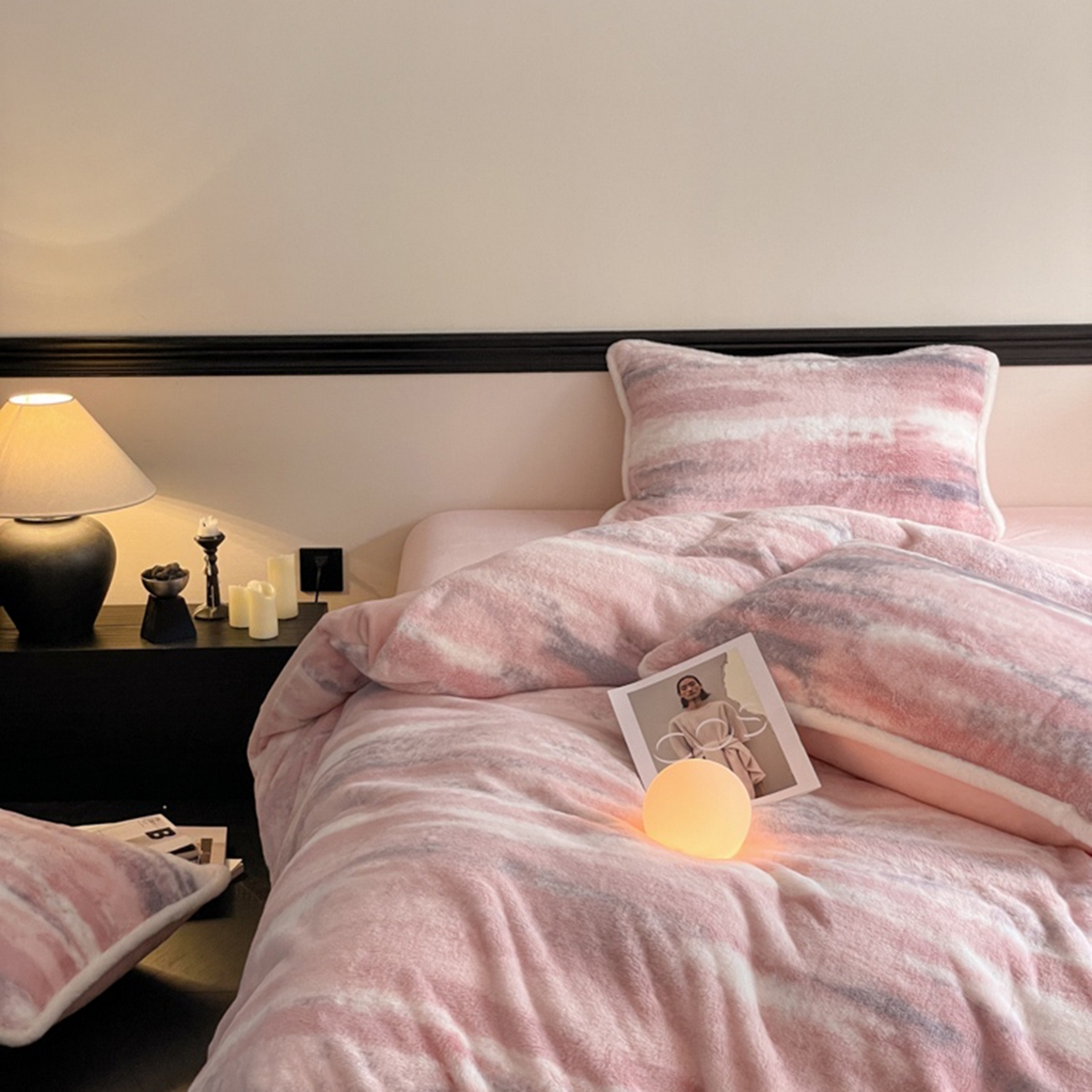 91家纺网 家纺一手货源 找家纺 宜代光年 2025新款小米貂兔绒印花牛奶绒保暖四件套 彩云追月