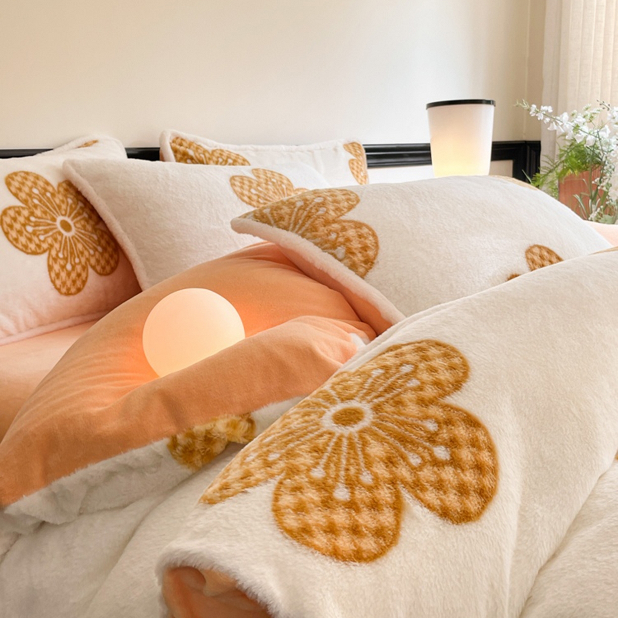 91家纺网 家纺一手货源 找家纺 宜代光年 2025新款小米貂兔绒印花牛奶绒保暖四件套 太阳花