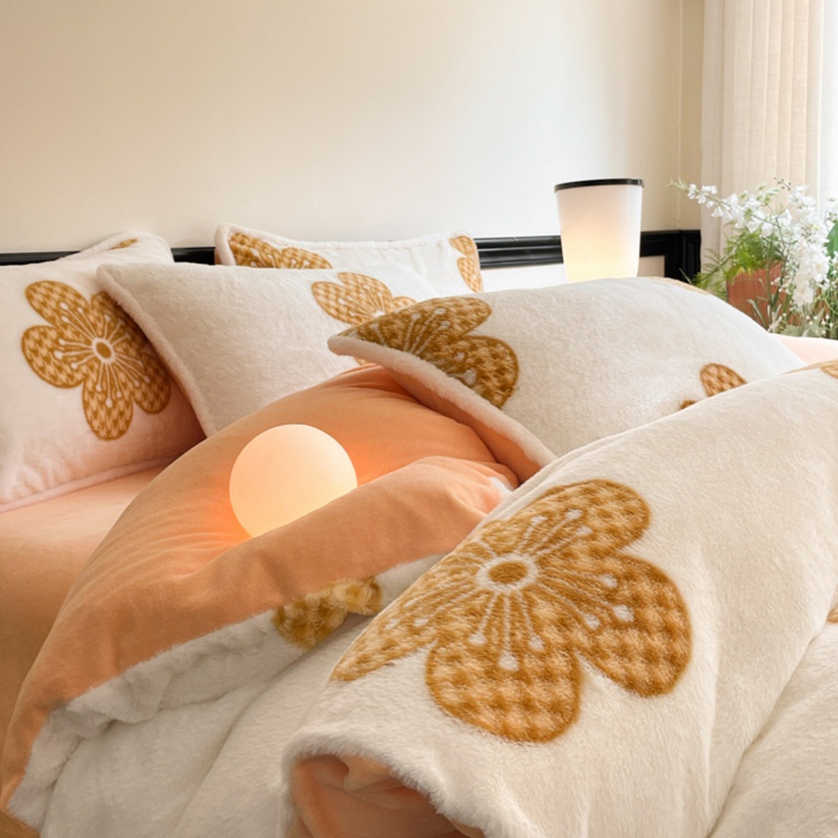 91家纺网 家纺一手货源 找家纺 宜代光年 2025新款小米貂兔绒印花牛奶绒保暖四件套 太阳花