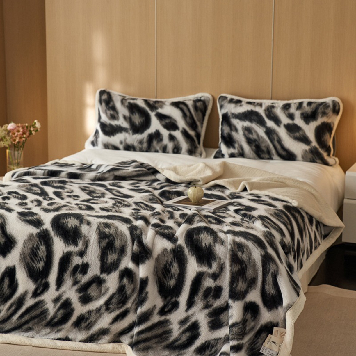 91家纺网 家纺一手货源 找家纺 （总）宜代光年 2025新款小米貂兔绒印花毛毯系列