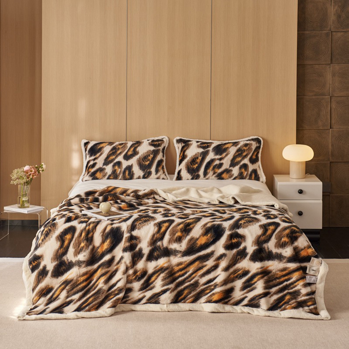 91家纺网 家纺一手货源 找家纺 宜代光年 2025新款小米貂兔绒印花毛毯系列 豹纹-咖 绒毯