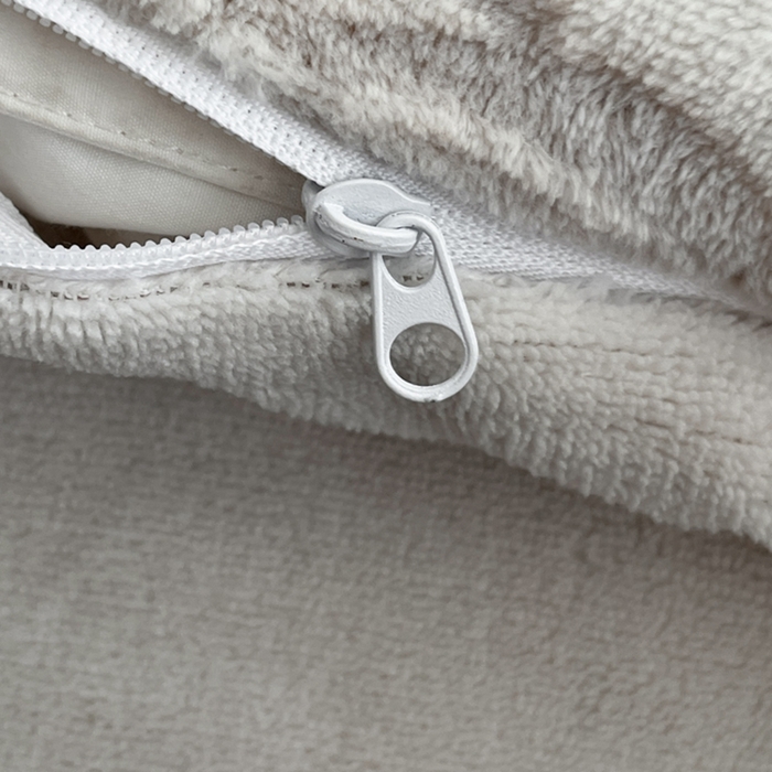 91家纺网 家纺一手货源 找家纺 宜代光年 2025新款小米貂牛奶绒雕花四件套 繁花似锦-灰