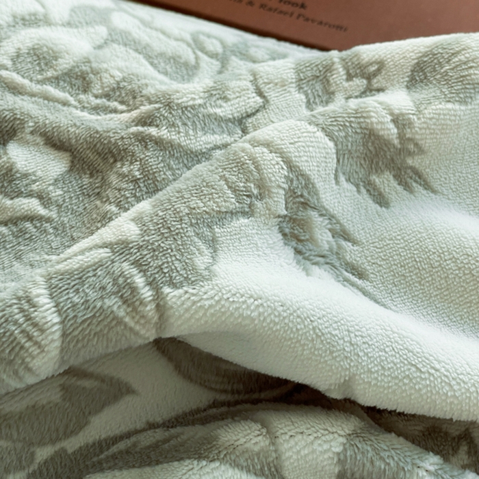 91家纺网 家纺一手货源 找家纺 宜代光年 2025新款小米貂牛奶绒雕花四件套 繁花似锦-绿