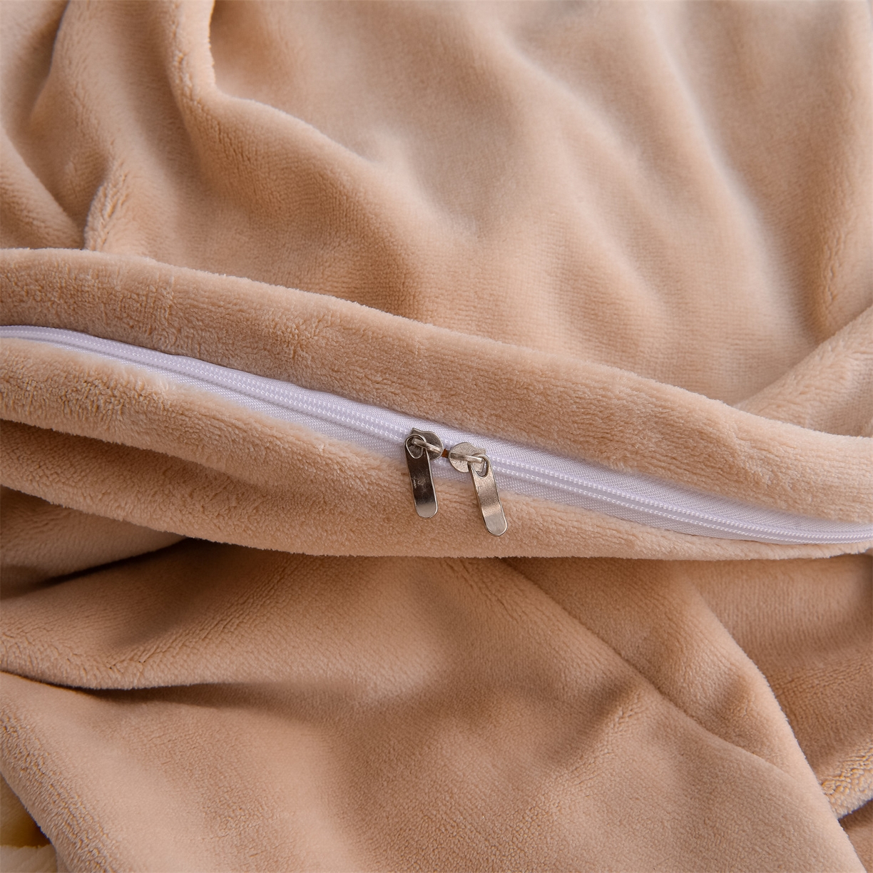 91家纺网 家纺一手货源 找家纺 鼎飞家纺 2025新款加厚牛奶绒蝴蝶绣花四件套-梦蝶 梦蝶-奶咖