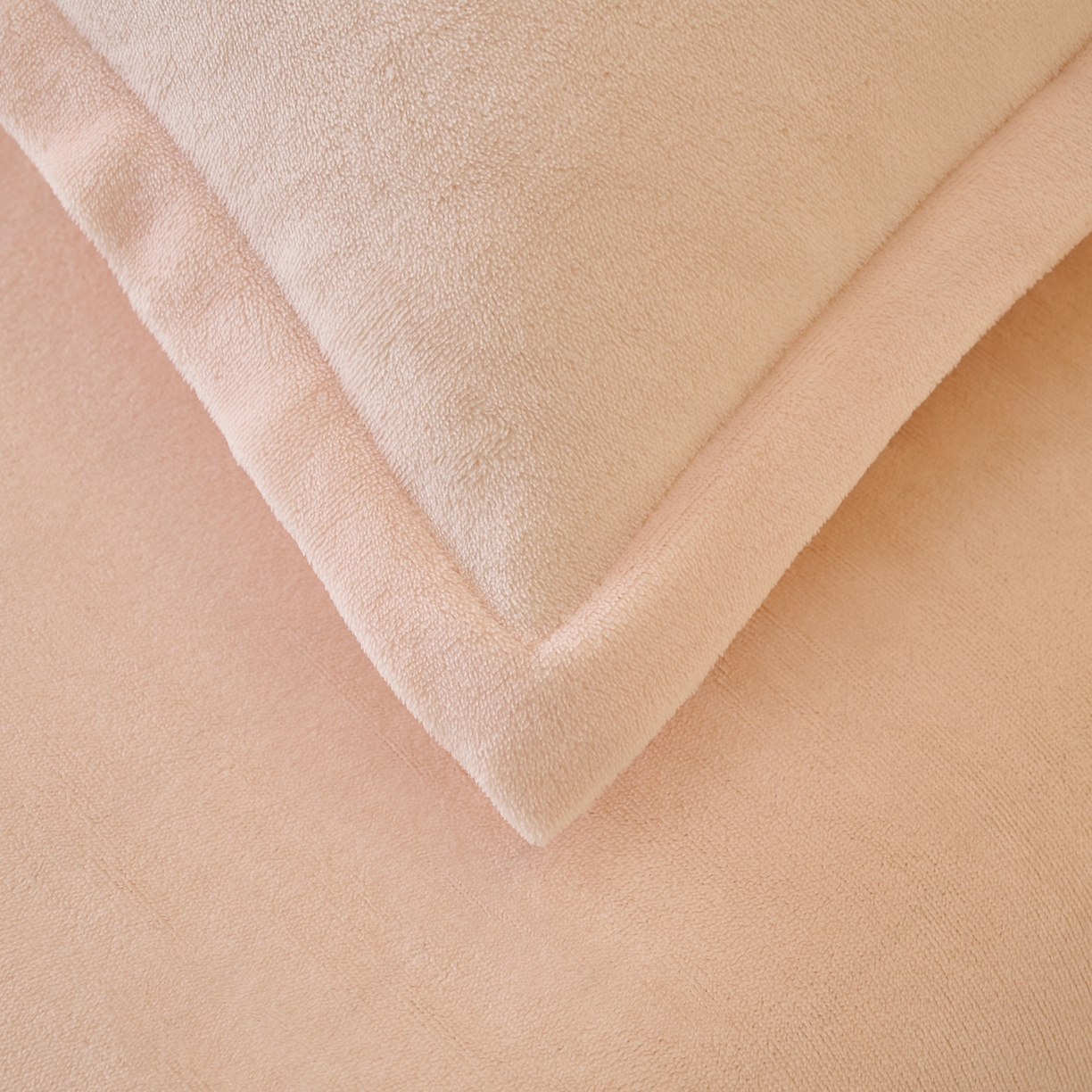 91家纺网 家纺一手货源 找家纺 简爱家纺 2025新款高克重牛奶绒枕套 奶油色