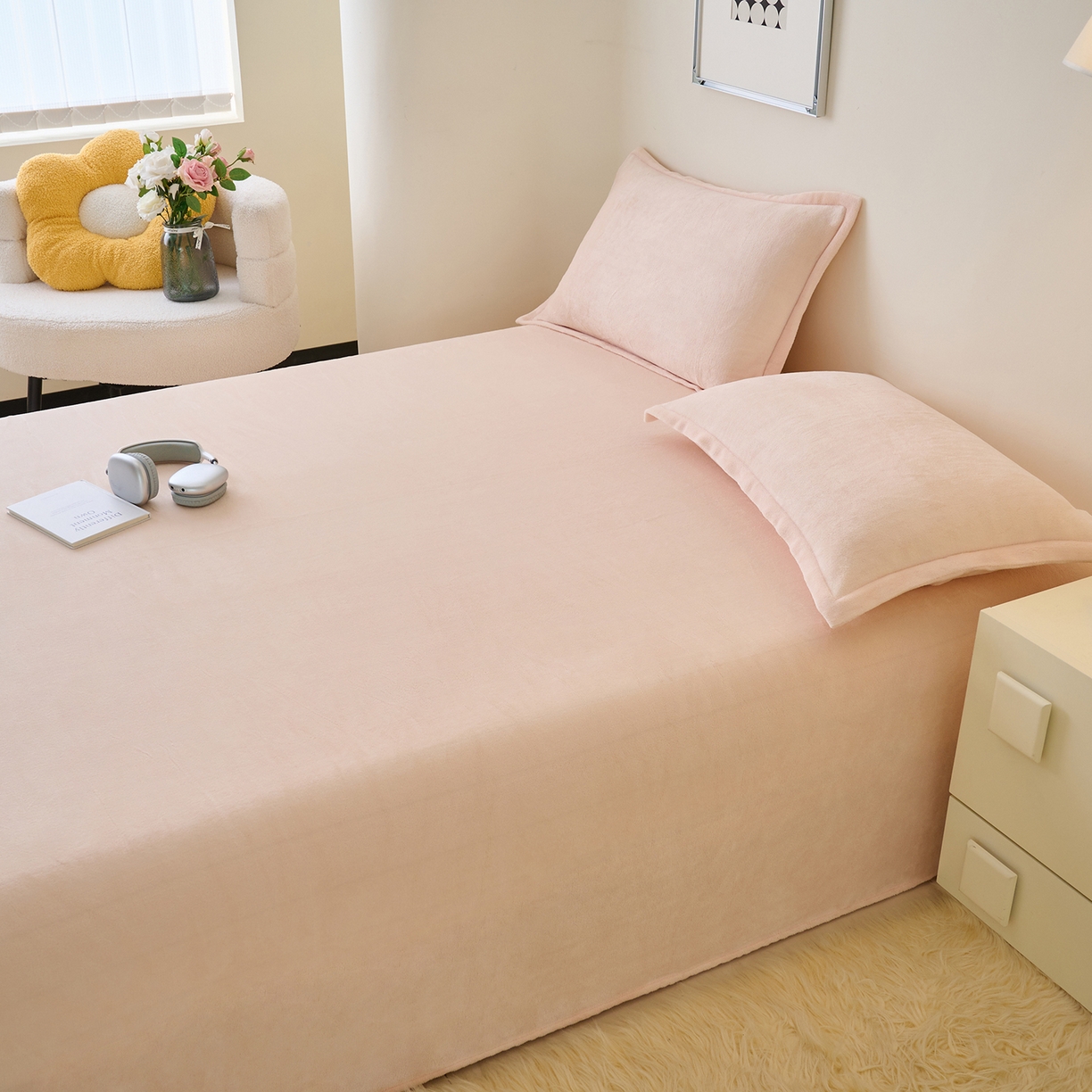 91家纺网 家纺一手货源 找家纺 简爱家纺 2025新款高克重牛奶绒枕套 奶油色