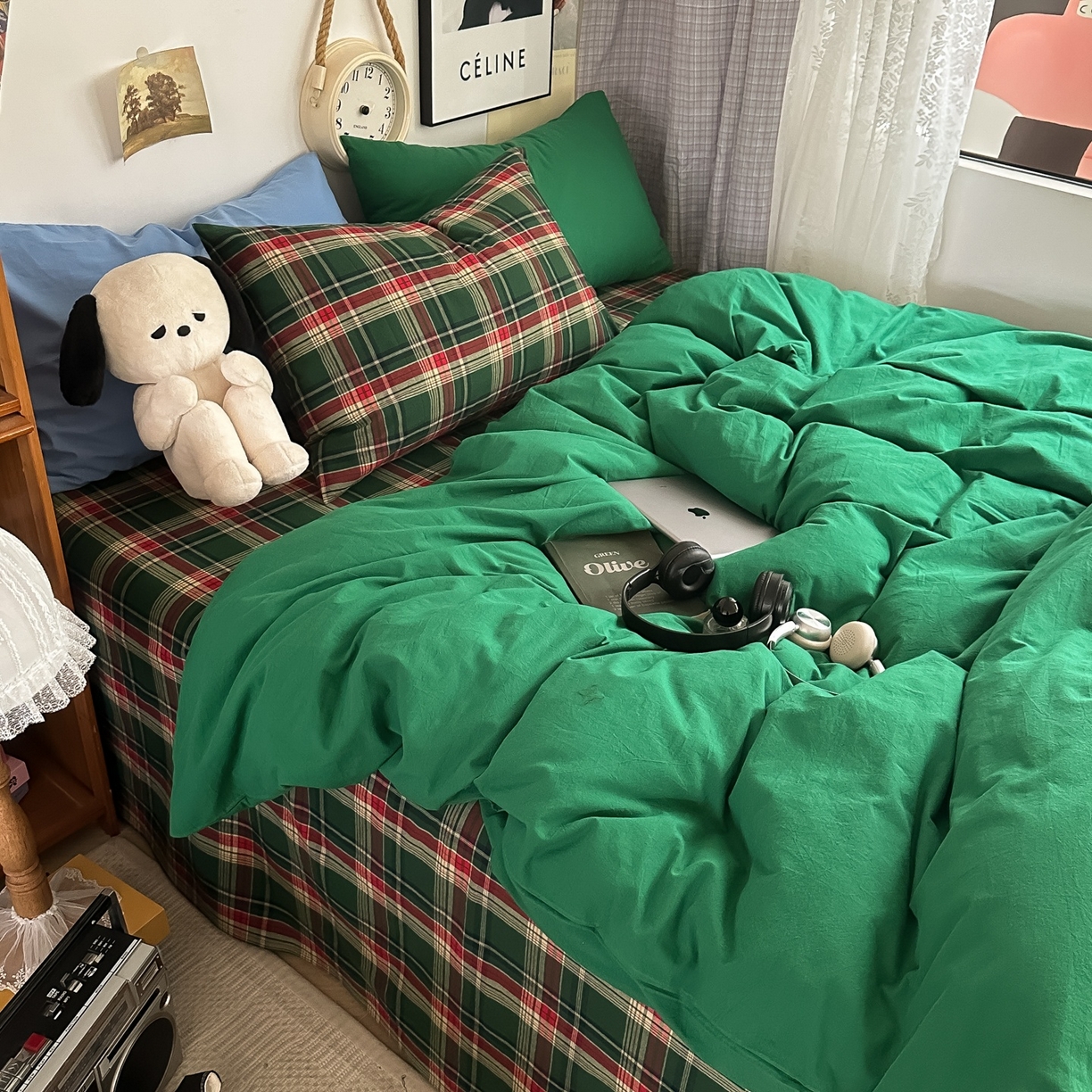 91家纺网 家纺一手货源 找家纺 对白 2025新款全棉色织水洗棉四件套-夏尔木屋 枕套格子+海王绿