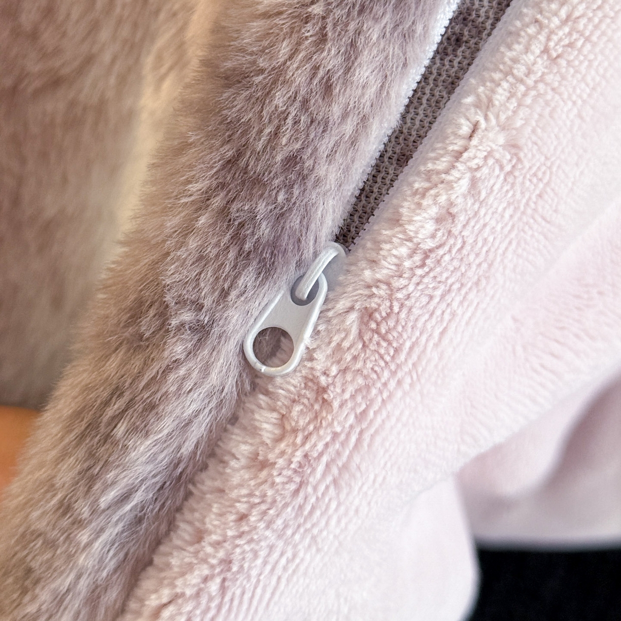 91家纺网 家纺一手货源 找家纺 宜代光年 2025新款小米貂法式中古风印花四件套 粉雾渐染