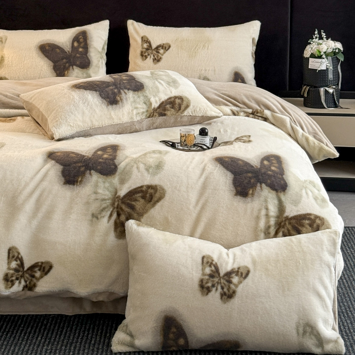 91家纺网 家纺一手货源 找家纺 （总）宜代光年 2025新款小米貂法式中古风印花四件套