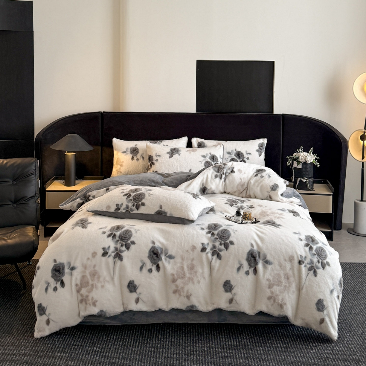 91家纺网 家纺一手货源 找家纺 宜代光年 2025新款小米貂法式中古风印花四件套 心上玫瑰