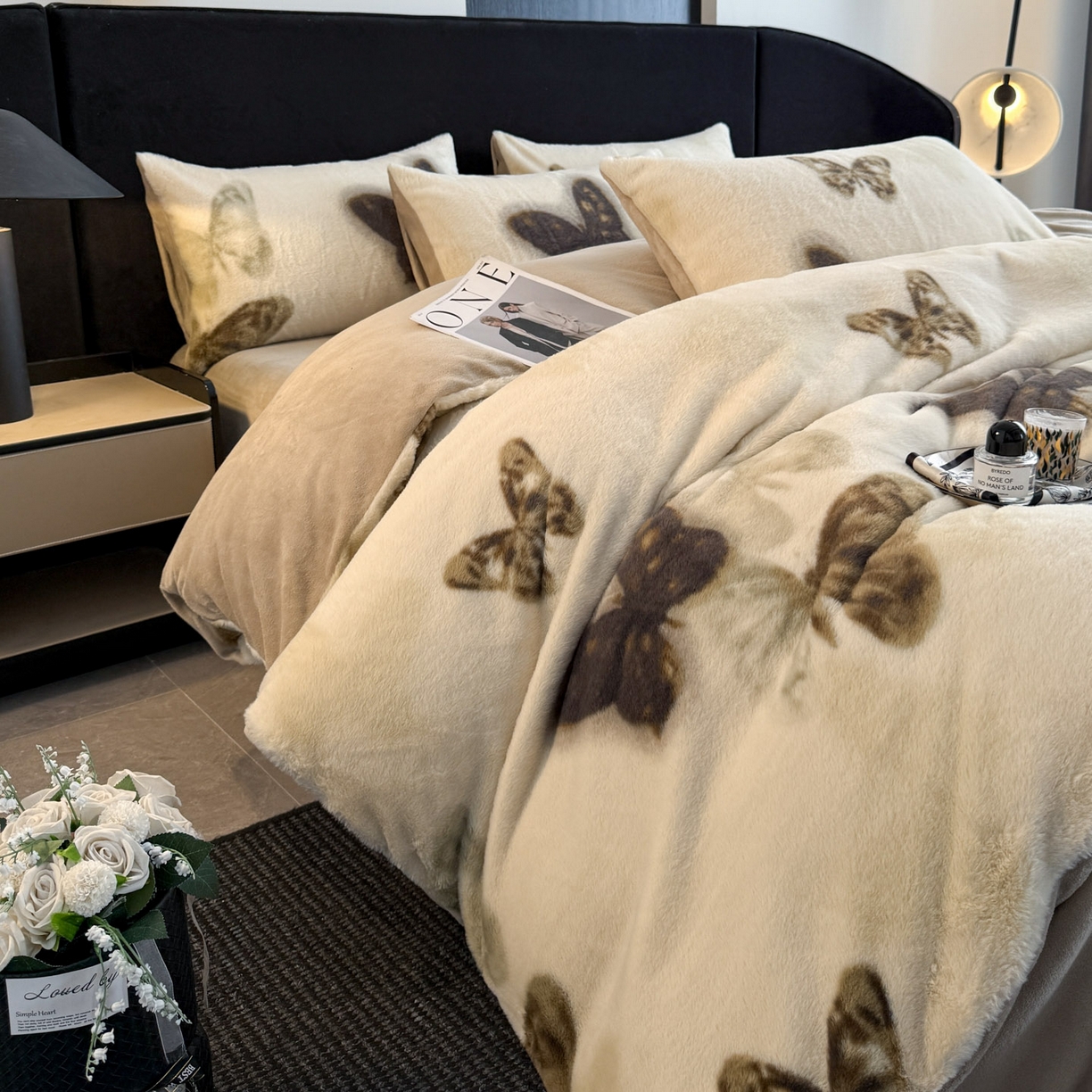 91家纺网 家纺一手货源 找家纺 宜代光年 2025新款小米貂法式中古风印花四件套 蝶语