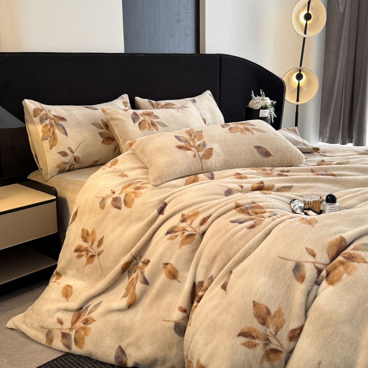 91家纺网 家纺一手货源 找家纺 宜代光年 2025新款小米貂法式中古风印花四件套 秋华