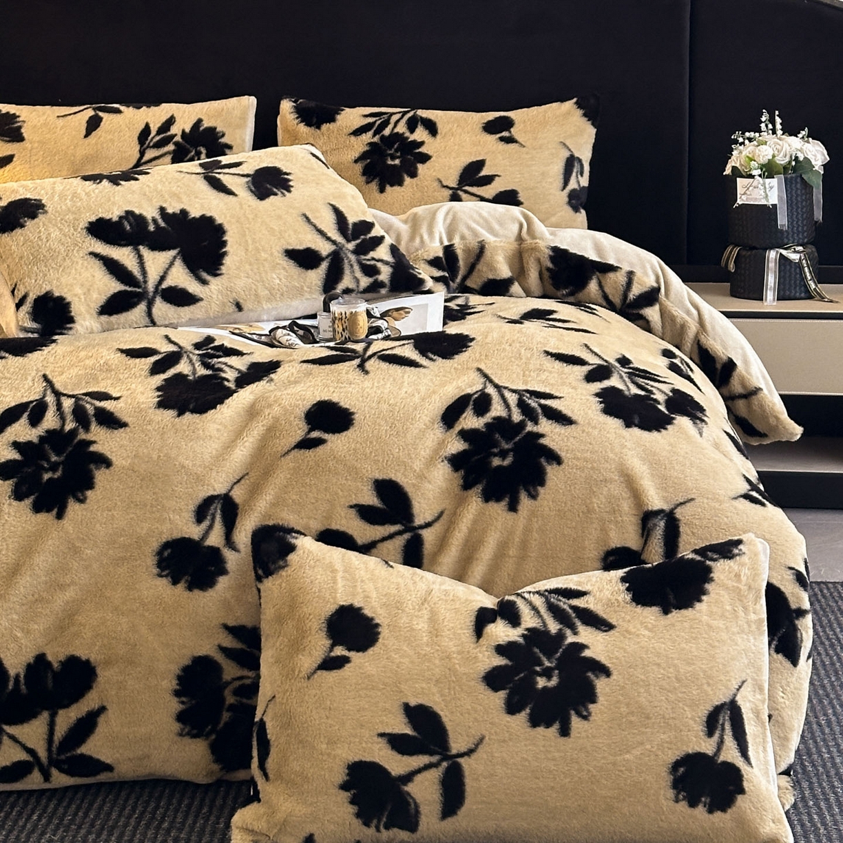 宜代光年 2025新款小米貂法式中古风印花四件套 墨韵花影