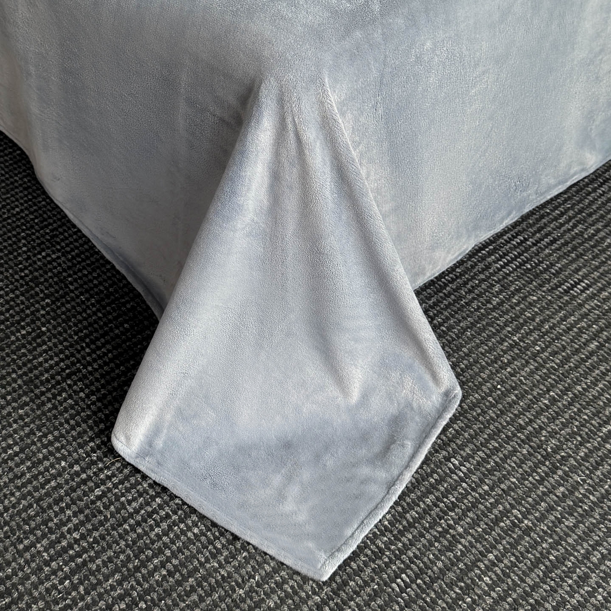 91家纺网 家纺一手货源 找家纺 宜代光年 2025新款小米貂法式中古风印花四件套 心上玫瑰