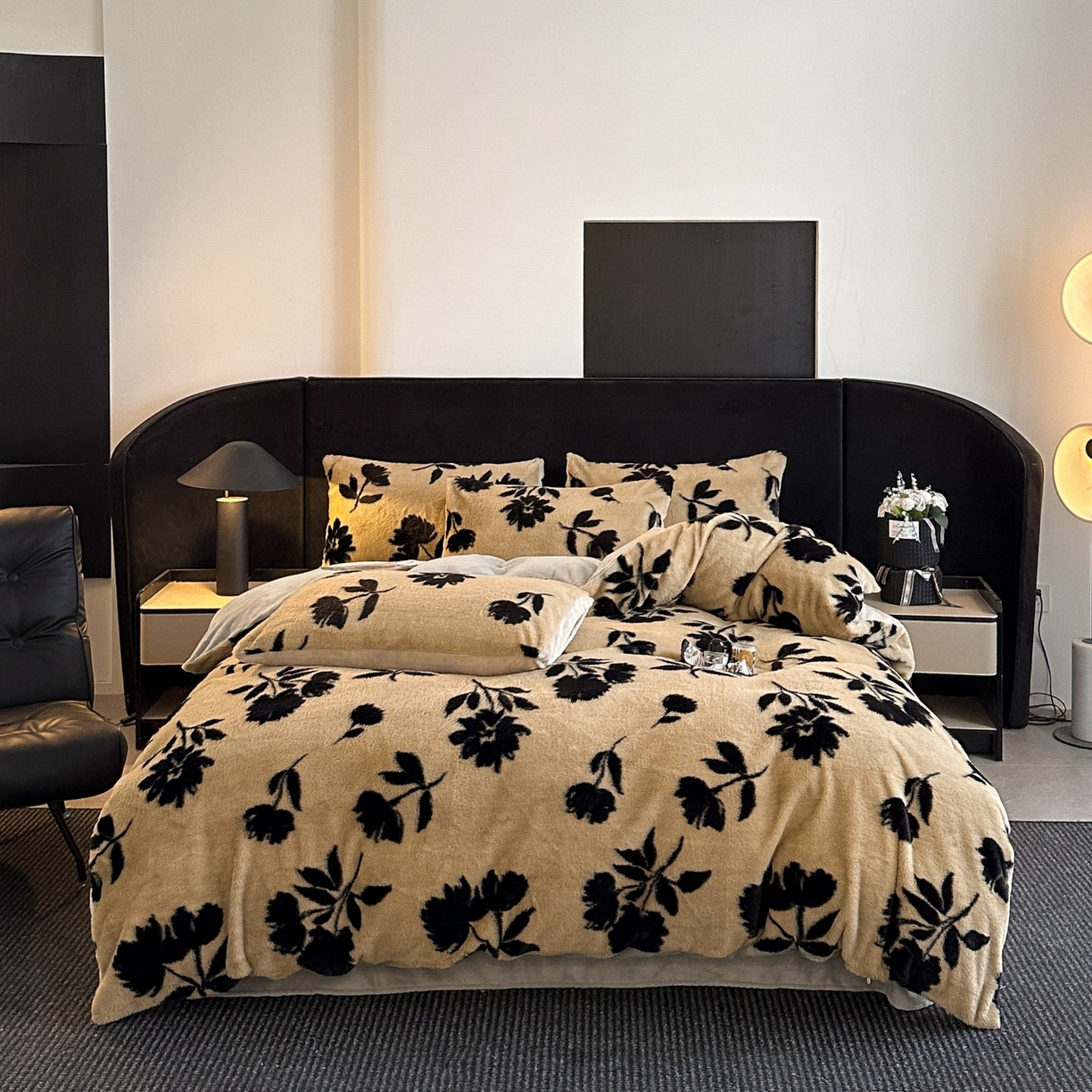 91家纺网 家纺一手货源 找家纺 宜代光年 2025新款小米貂法式中古风印花四件套 墨韵花影