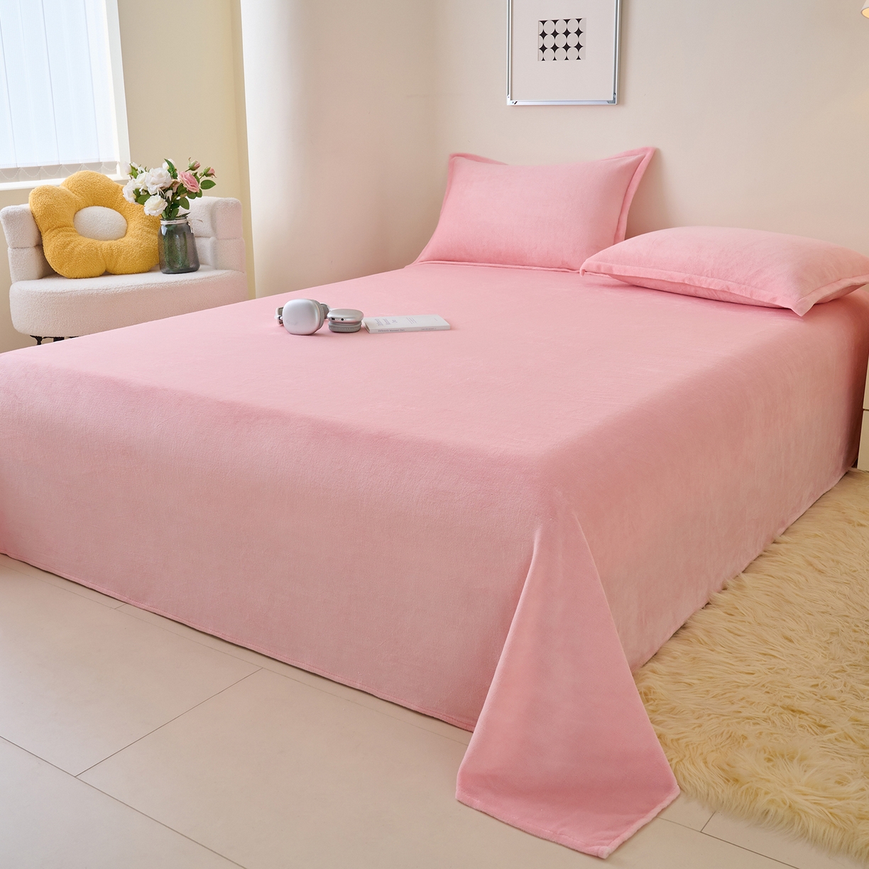 91家纺网 家纺一手货源 找家纺 简爱家纺 2025新款高克重牛奶绒枕套 樱花粉