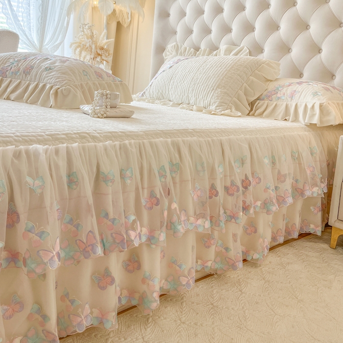 91家纺网 家纺一手货源 找家纺 瑞宝 2025新款宝宝绒重工刺绣花边床裙四件套-梦蝶 梦蝶-奶油米（控价 318起）