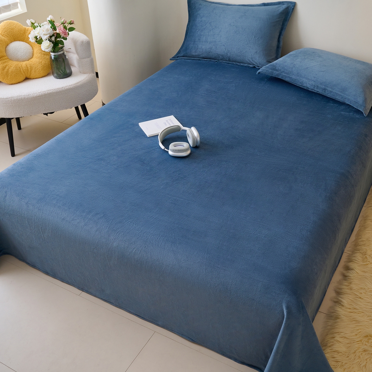 91家纺网 家纺一手货源 找家纺 简爱家纺 2025新款高克重牛奶绒床单系列 宾利蓝