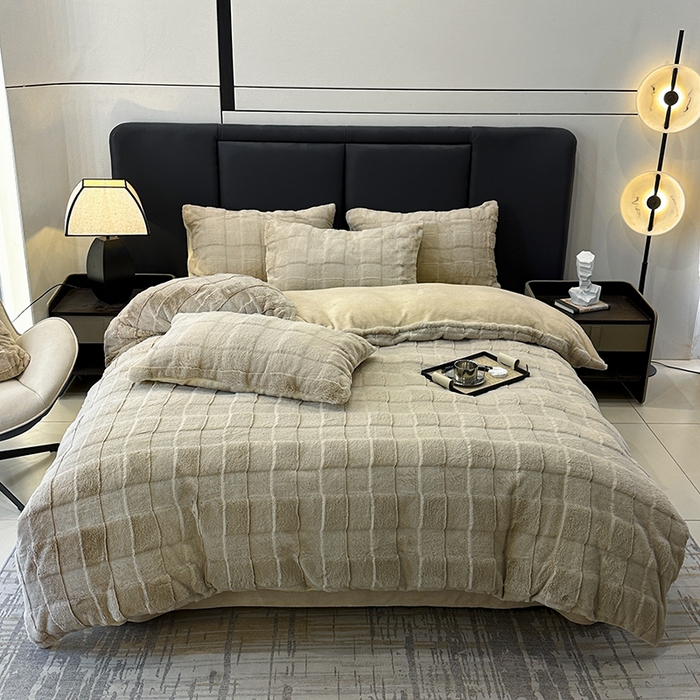 （总）宜代光年 2025新款托斯卡纳仿兔绒四件套-方格套件