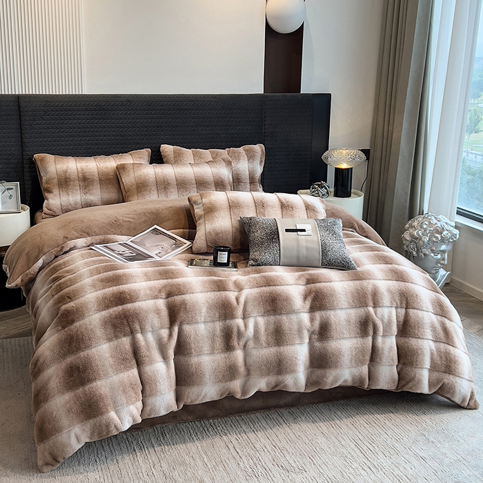 91家纺网 家纺一手货源 找家纺 宜代光年 2025新款托斯卡纳仿兔绒四件套-方格套件 尼彩-咖