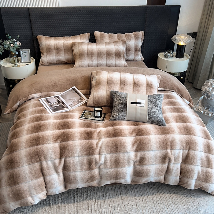 91家纺网 家纺一手货源 找家纺 宜代光年 2025新款托斯卡纳仿兔绒四件套-方格套件 尼彩-咖