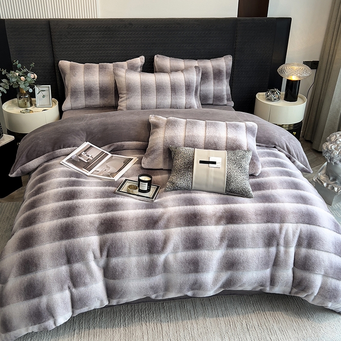 91家纺网 家纺一手货源 找家纺 宜代光年 2025新款托斯卡纳仿兔绒四件套-方格套件 尼彩-墨蓝灰