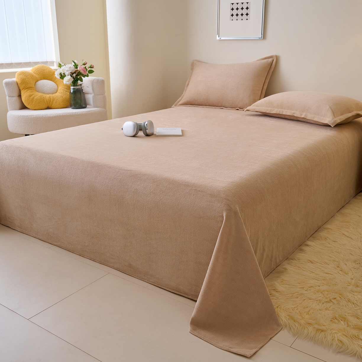 91家纺网 家纺一手货源 找家纺 简爱家纺 2025新款高克重牛奶绒床单系列 卡其