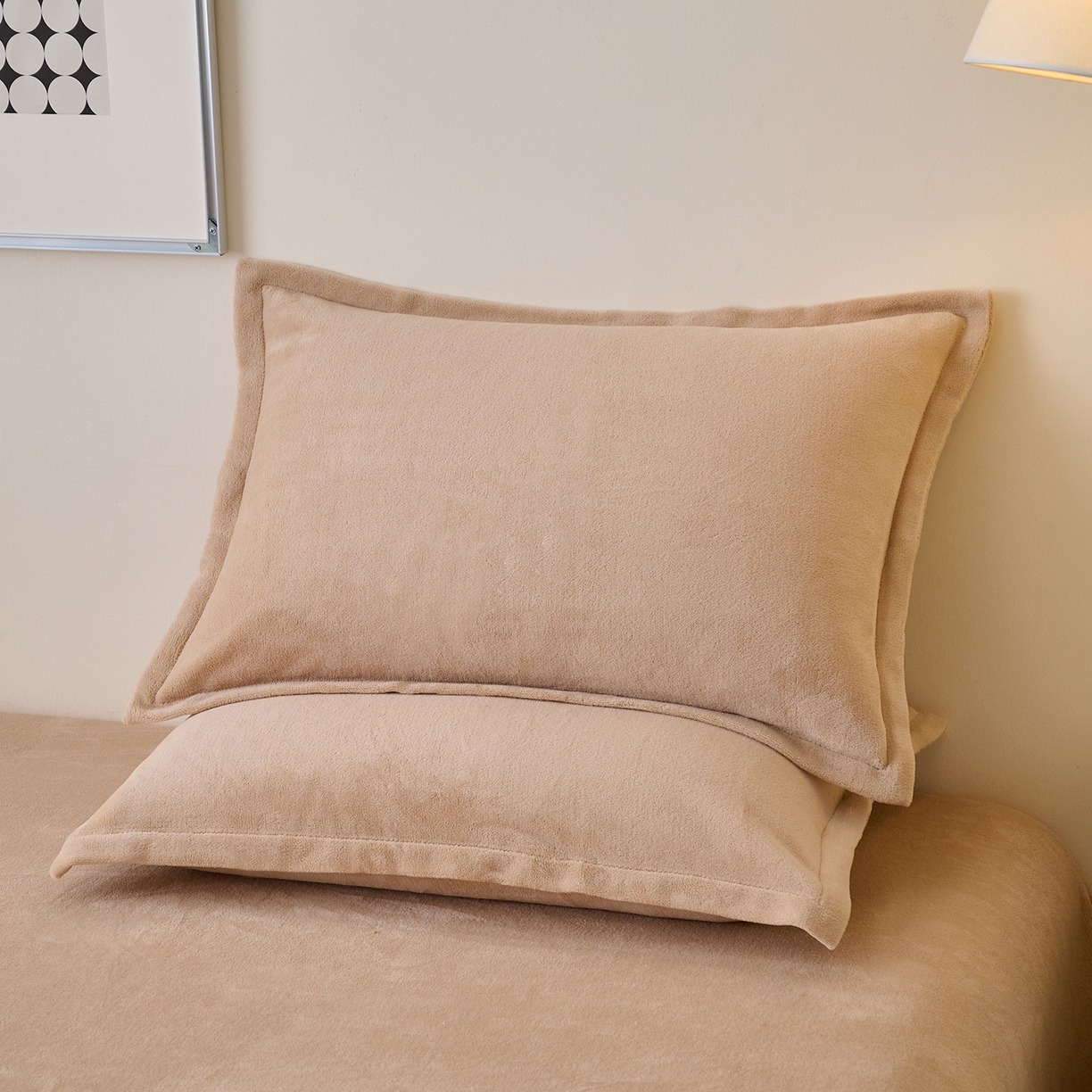 91家纺网 家纺一手货源 找家纺 简爱家纺 2025新款高克重牛奶绒床单系列 卡其