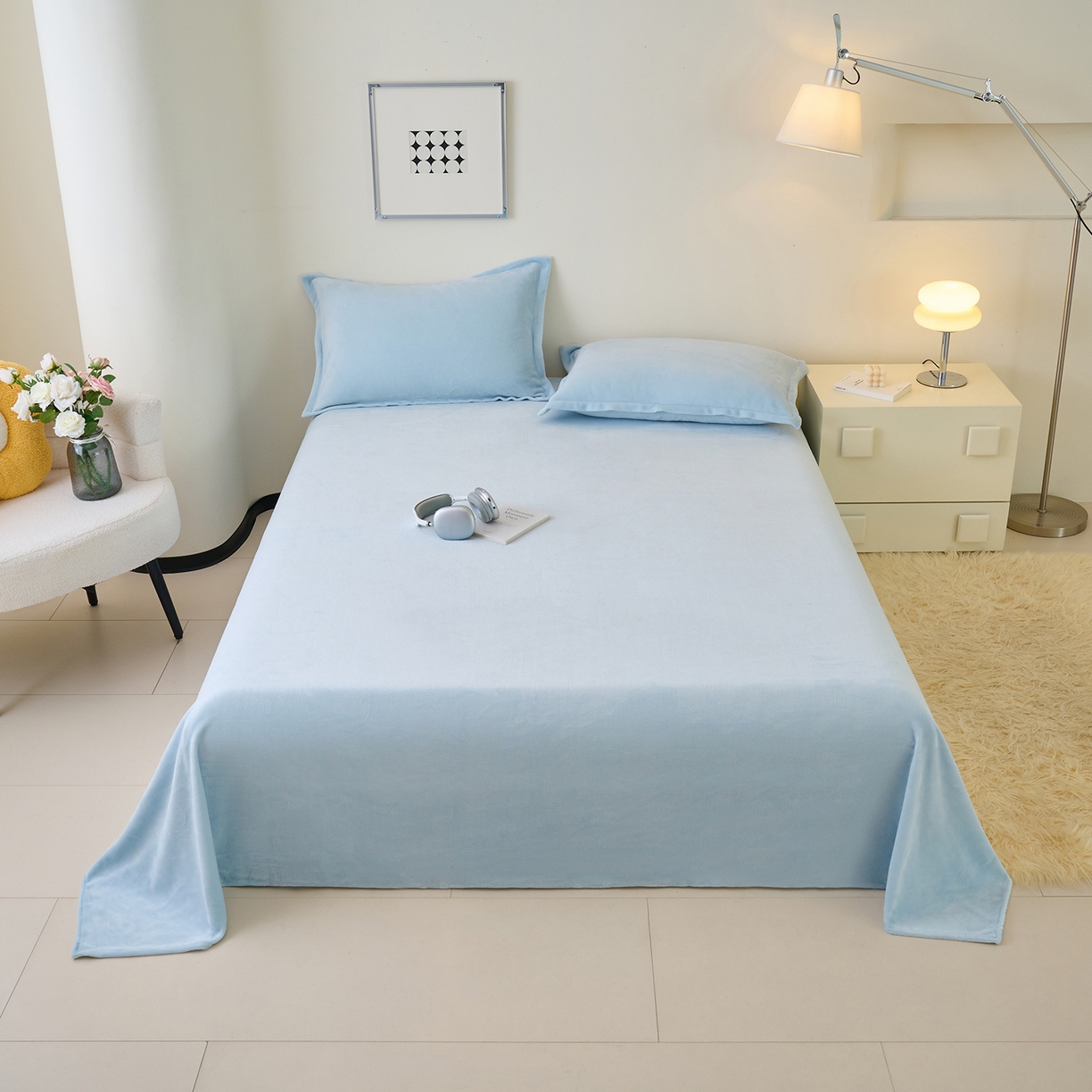 91家纺网 家纺一手货源 找家纺 简爱家纺 2025新款高克重牛奶绒床单系列 天蓝