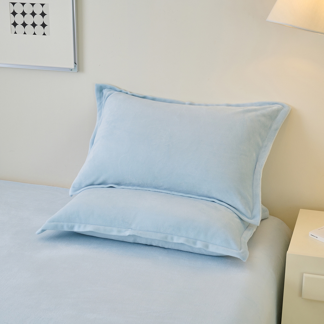 91家纺网 家纺一手货源 找家纺 简爱家纺 2025新款高克重牛奶绒床单系列 天蓝