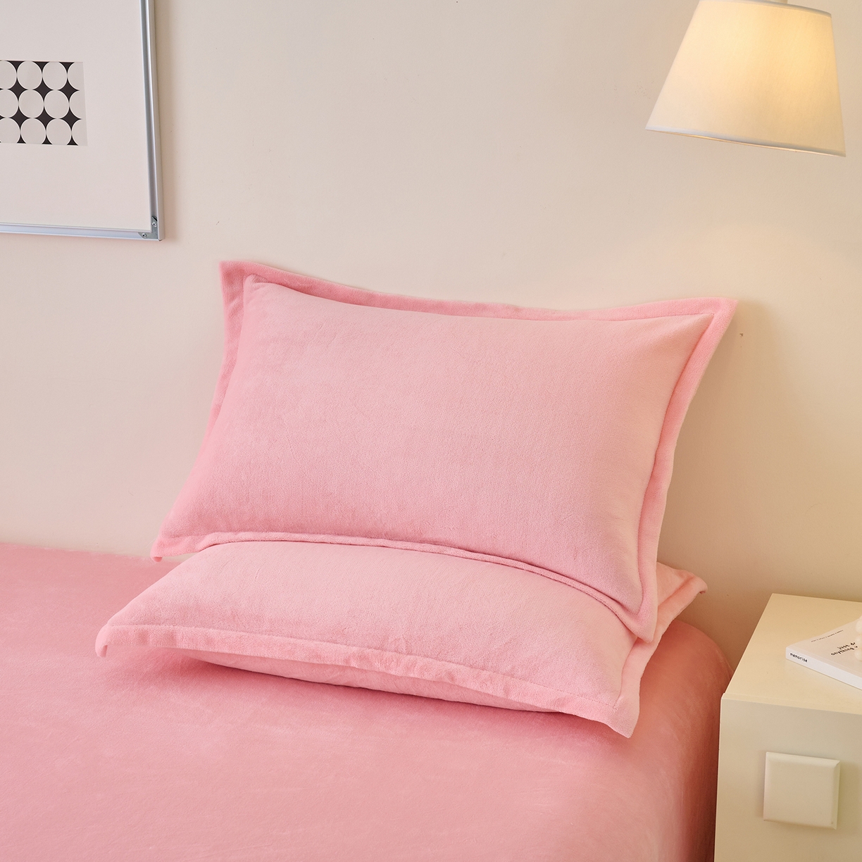 91家纺网 家纺一手货源 找家纺 简爱家纺 2025新款高克重牛奶绒床单系列 樱花粉