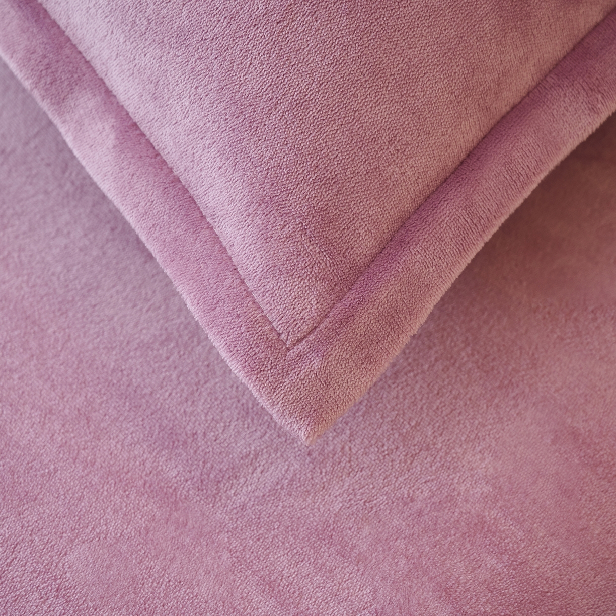 91家纺网 家纺一手货源 找家纺 简爱家纺 2025新款高克重牛奶绒床单系列 优雅紫