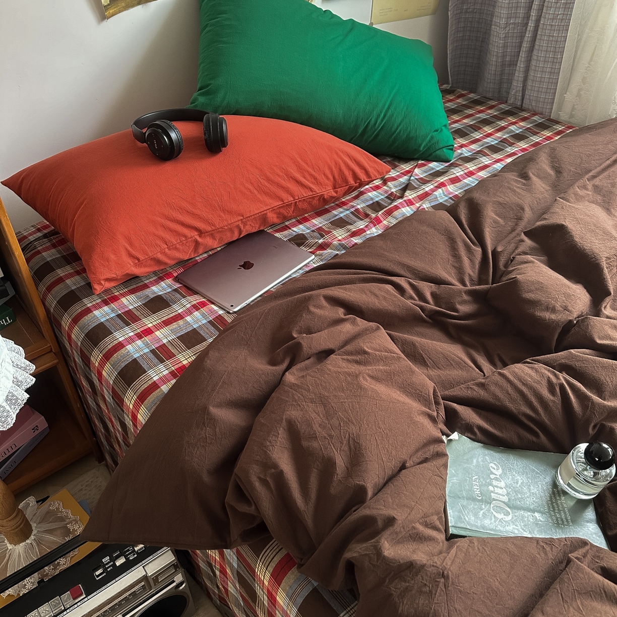 91家纺网 家纺一手货源 找家纺 对白 2025新款全棉色织水洗棉四件套-埃德的下午茶 枕套枫叶红+海王绿