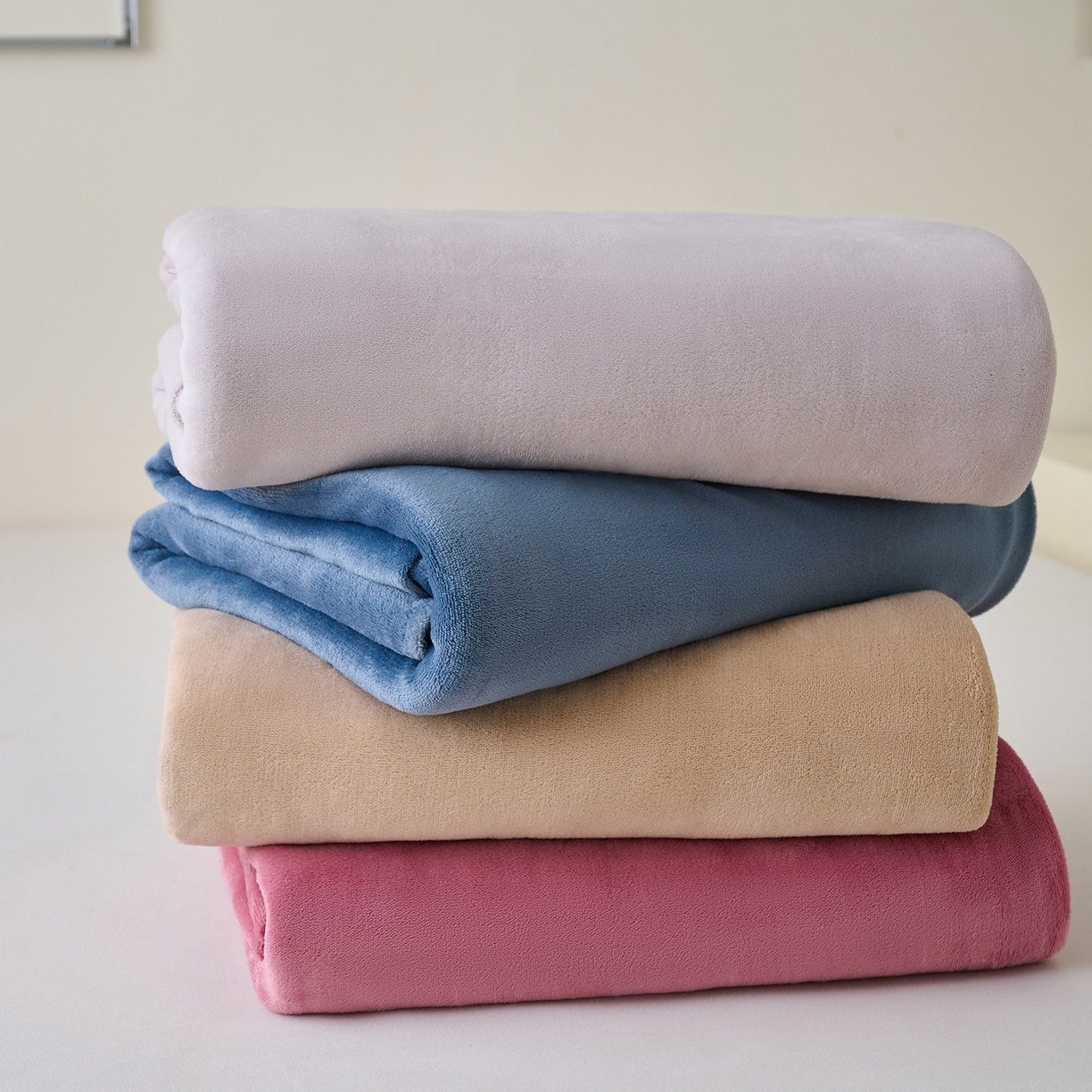 91家纺网 家纺一手货源 找家纺 简爱家纺 2025新款高克重牛奶绒床单系列 组合