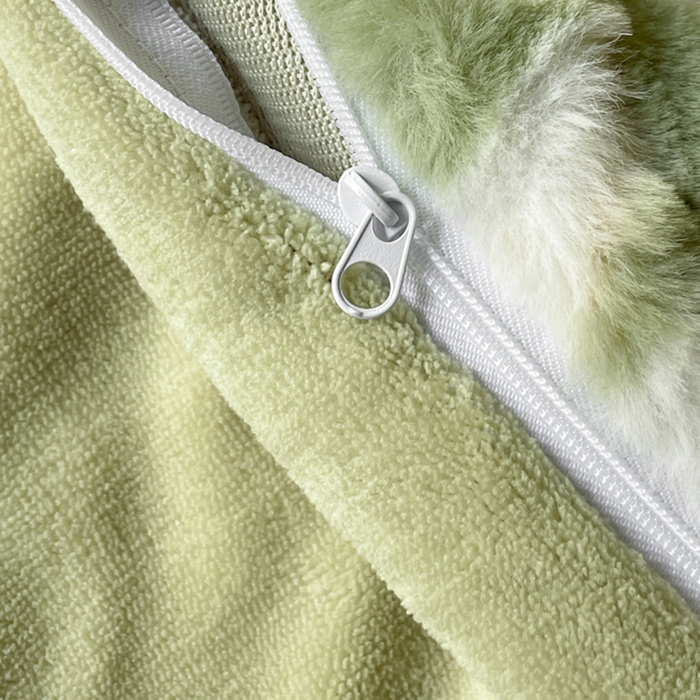 91家纺网 家纺一手货源 找家纺 宜代光年 2025新款兔绒色烂雕花保暖四件套 罗曼蒂-绿