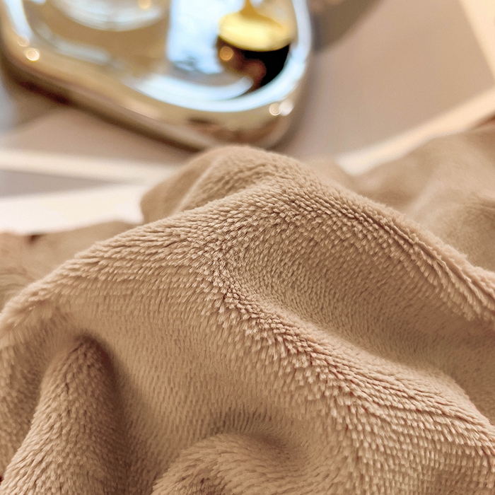 91家纺网 家纺一手货源 找家纺 宜代光年 2025新款兔毛绒菱格纯色简约四件套 兔绒-菱形咖