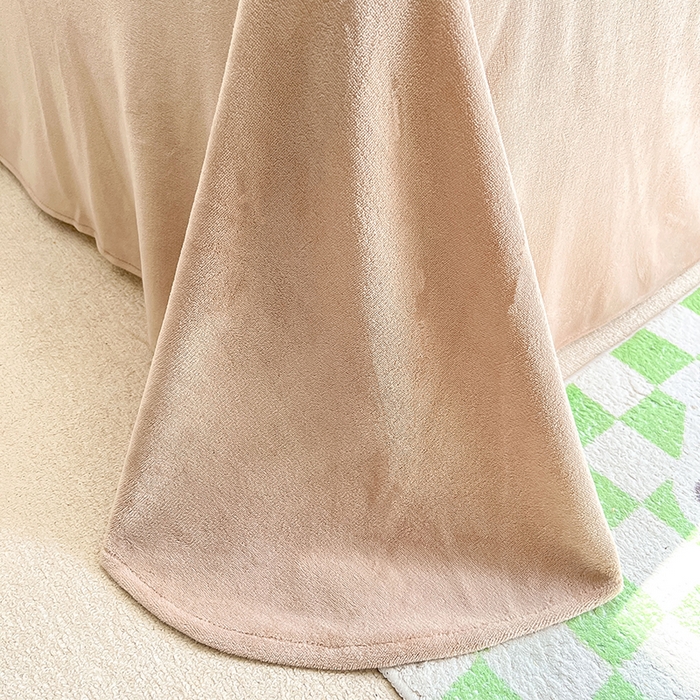 91家纺网 家纺一手货源 找家纺 宜代光年 2025新款兔毛绒菱格纯色简约四件套 兔绒-米白条纹