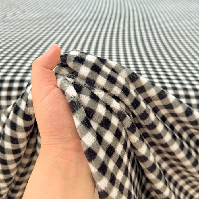 91家纺网 家纺一手货源 找家纺 贝扬思家纺 2025新款牛奶绒纯色单床单-life系列 Life-黑格