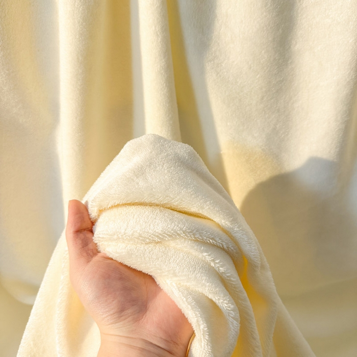 91家纺网 家纺一手货源 找家纺 贝扬思家纺 2025新款牛奶绒纯色单床单-life系列 Life-浅黄